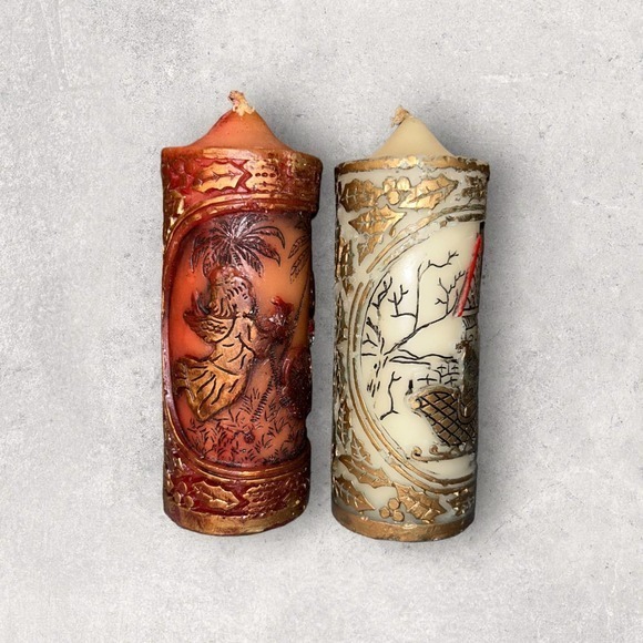2 Vintage 1978 Beautiful,‎ Hand Painted 6 Inch “Christmas Treasures” Candles - Picture 3 of 5